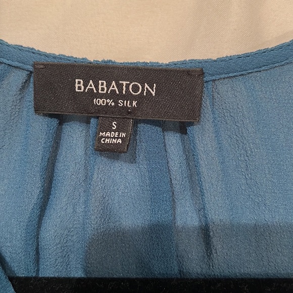 Stunning silk blouses from Aritzia - Picture 3 of 3